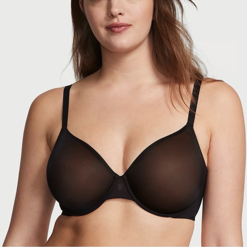 Victoria’s Secret Black Angelight Full-Coverage Spacer Bra